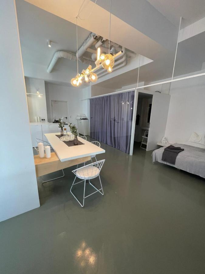Main Station Design Loft Style Apartment อินส์บรุค ภายนอก รูปภาพ